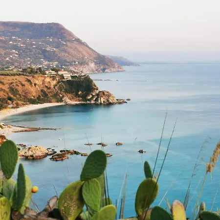 Paradise Apartmán Capo Vaticano